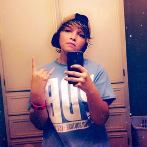 Meet your Posher, Janelle